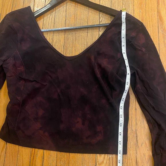 Lululemon cropped long sleeve - Picture 5 of 6